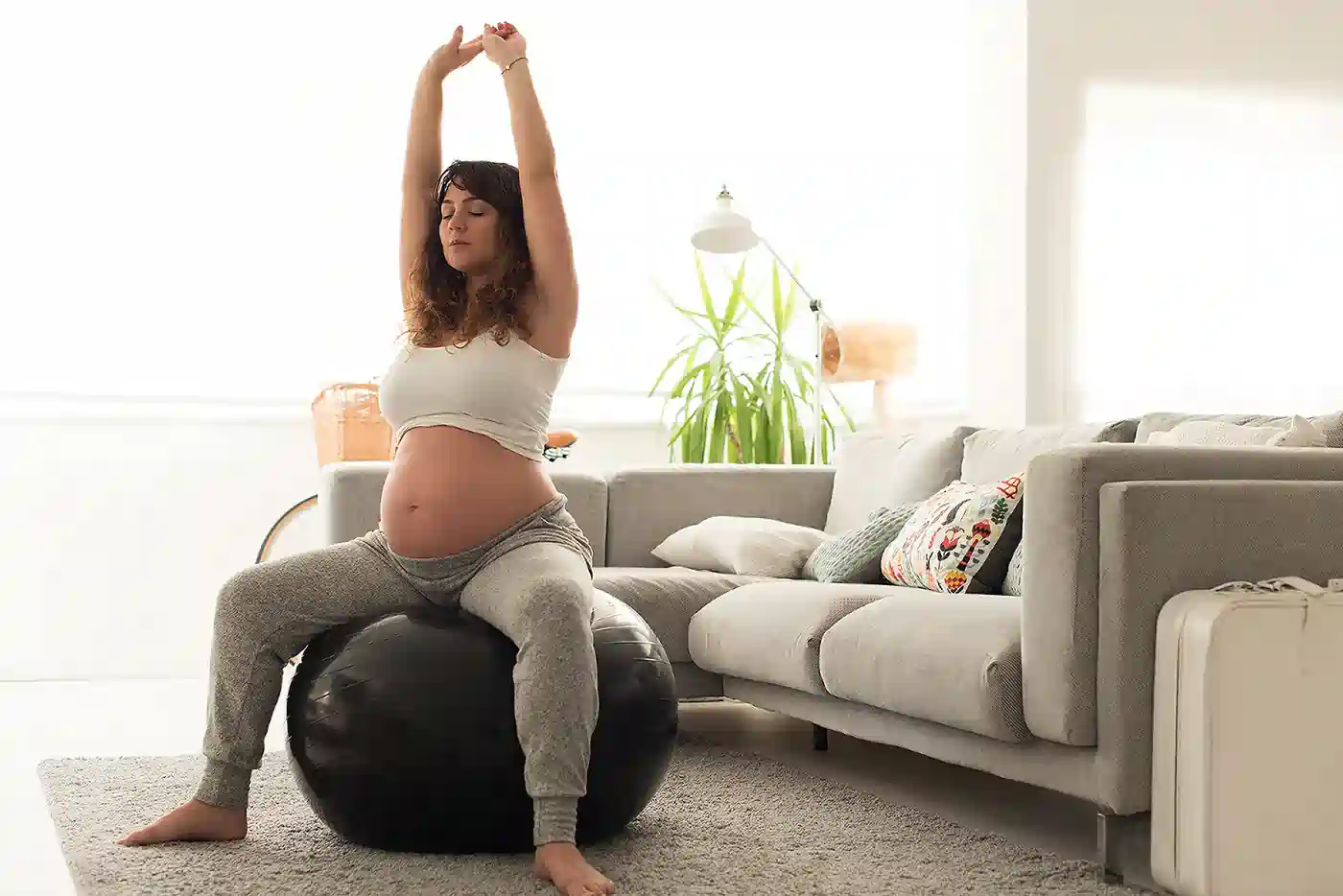 How to Support Your Core Safely During Pregnancy Stoke